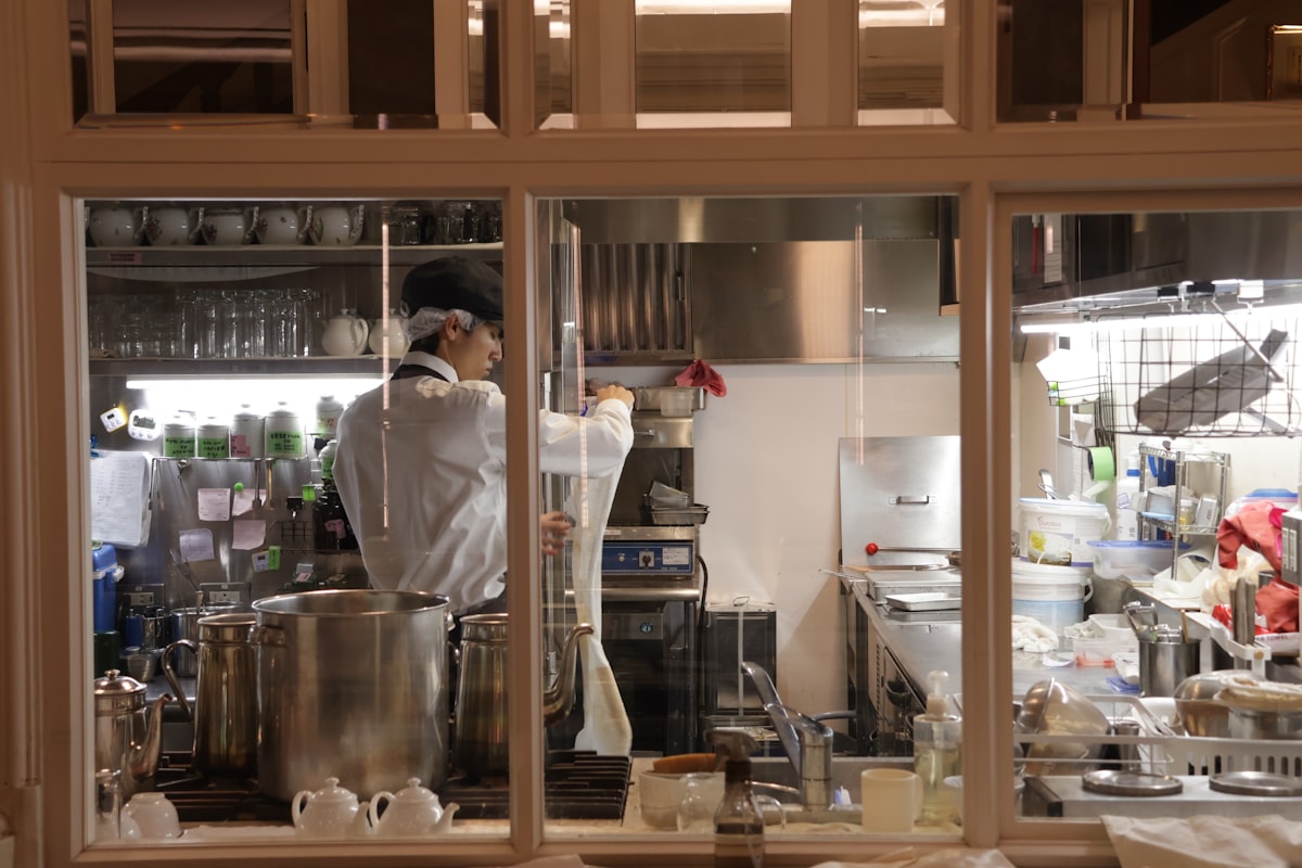 Pastry and dessert production reference